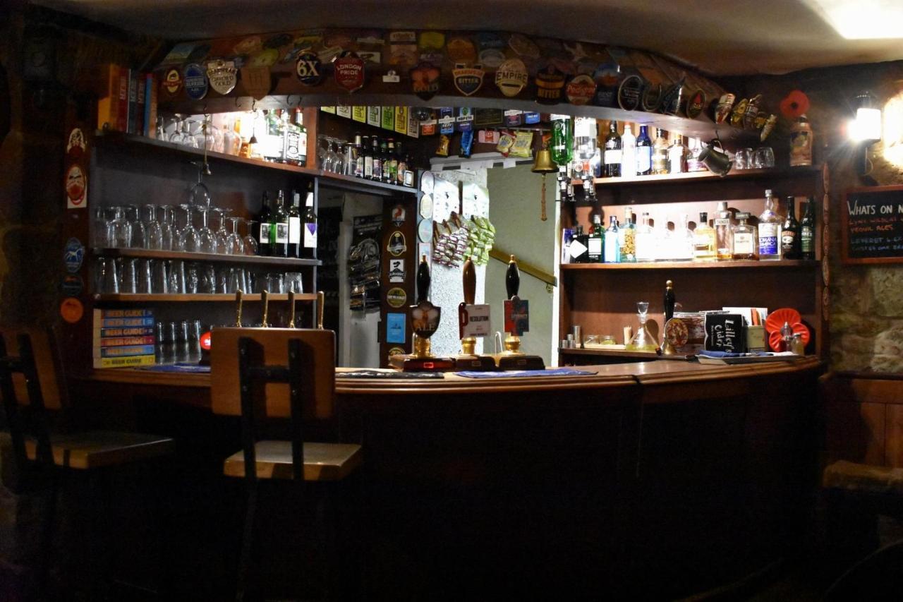 Bed and Breakfast The Benett Arms Shaftesbury Esterno foto